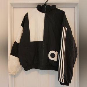 Vintage white/black Adidas Puffy Jacket